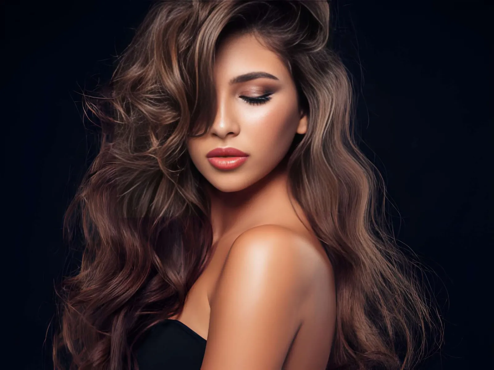 Voluminous blow-dried waves